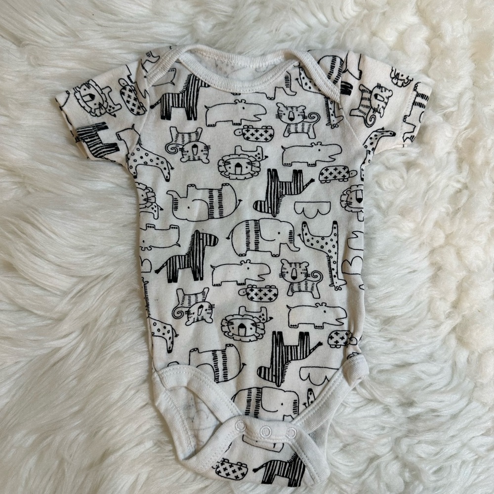 0-3 Months Baby Boy matching outfit set - Picture 7 of 8